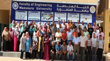 The Faculty of Engineering Organizes a Group Breakfast